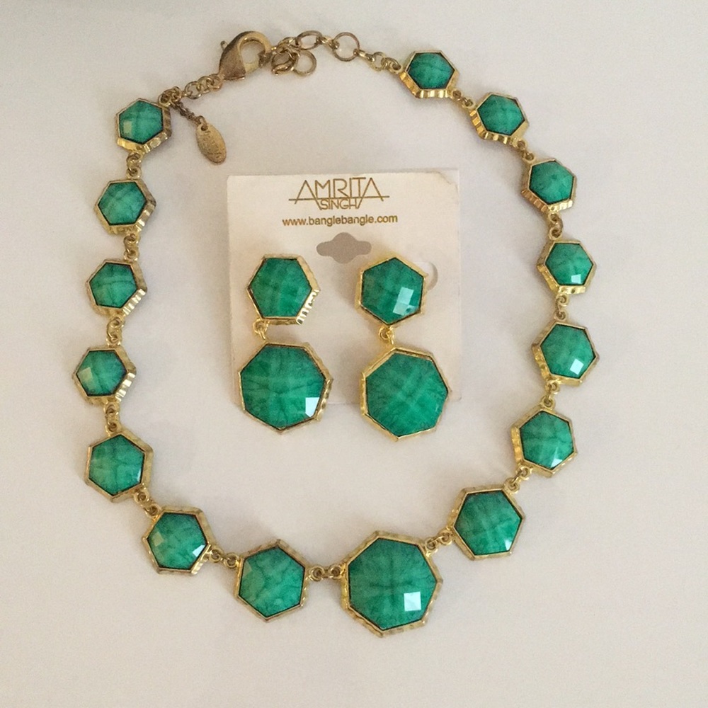 Amritah Singh Necklace/earrings set
